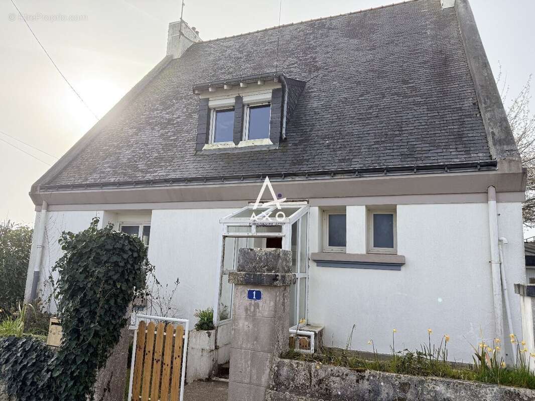 Maison à QUIMPERLE