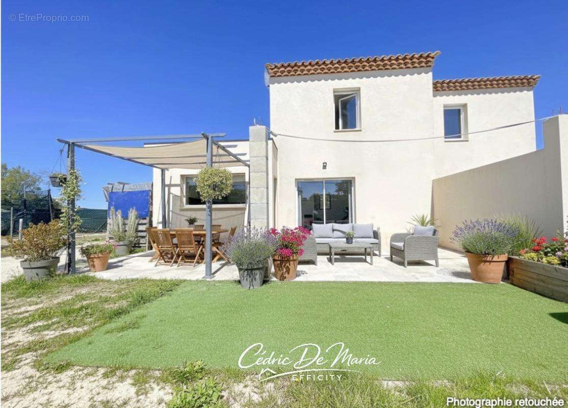 Maison à GINASSERVIS