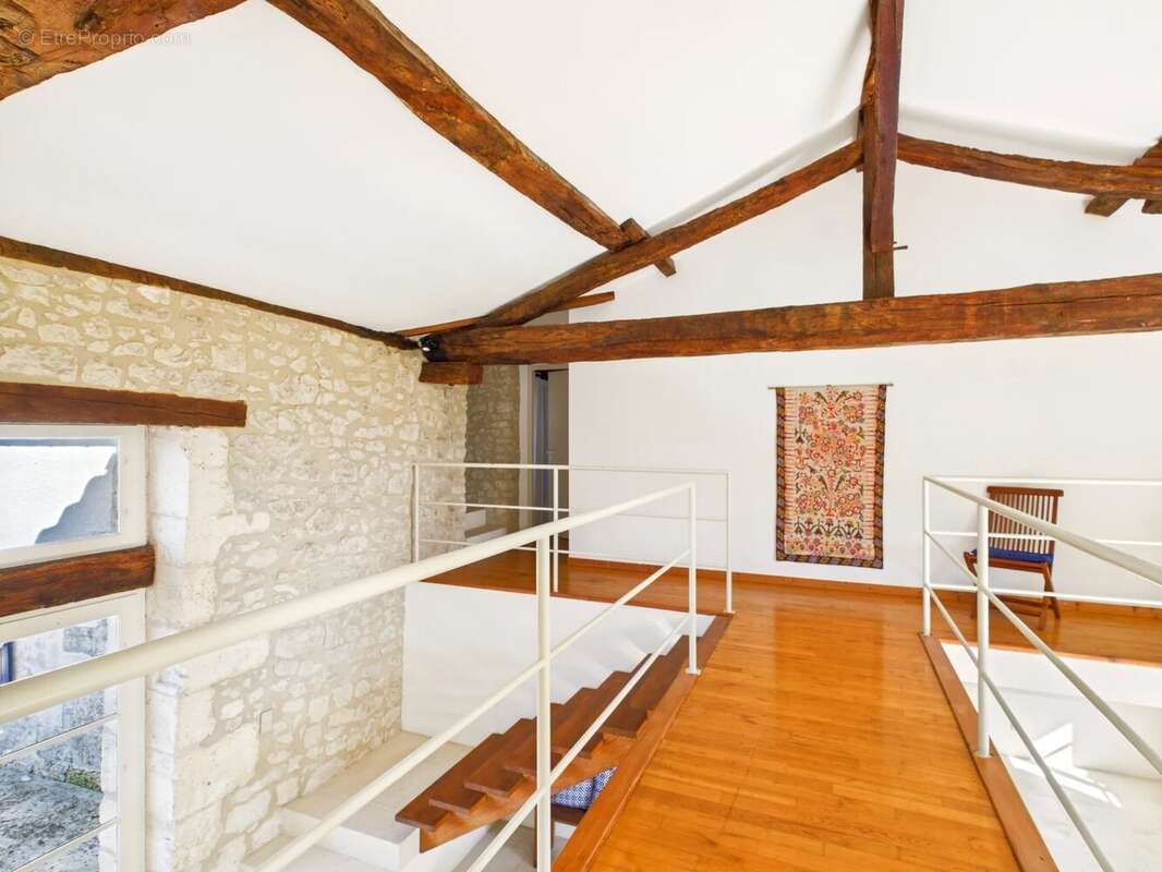 Maison à VERTEILLAC