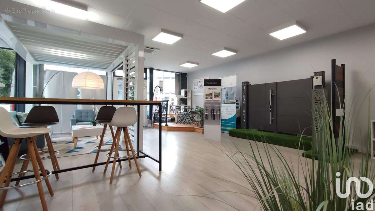 Photo 8 - Commerce à BESANCON