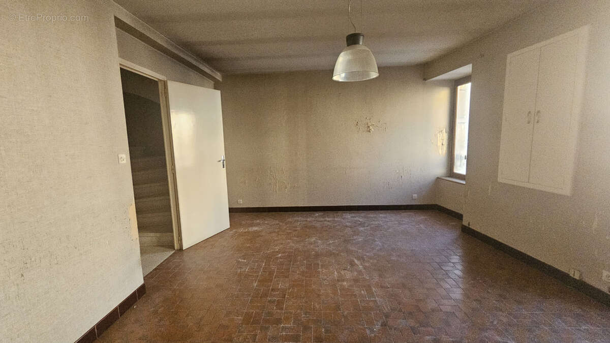 Maison à SAINT-GENIEZ-D&#039;OLT