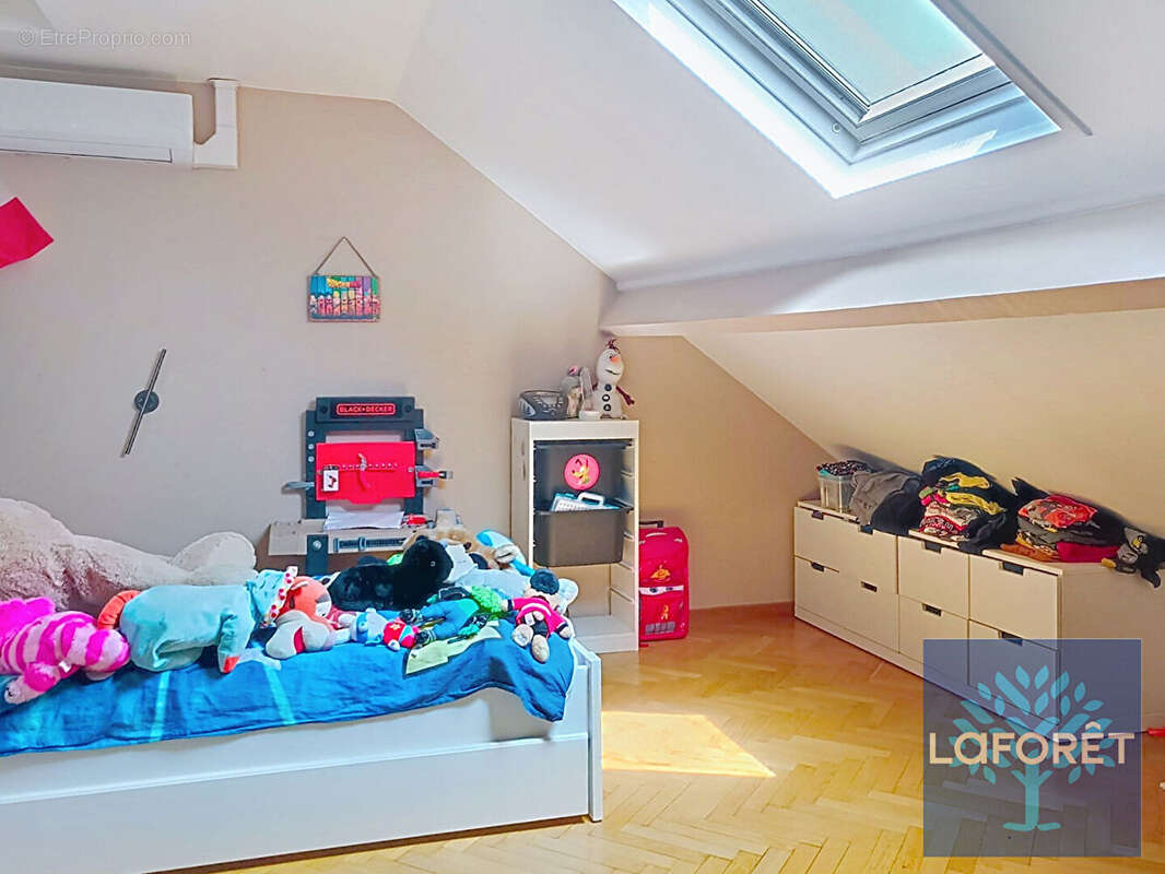 Maison Neuilly Sur Marne 4 pièce(s) 100 m2 - photo 9