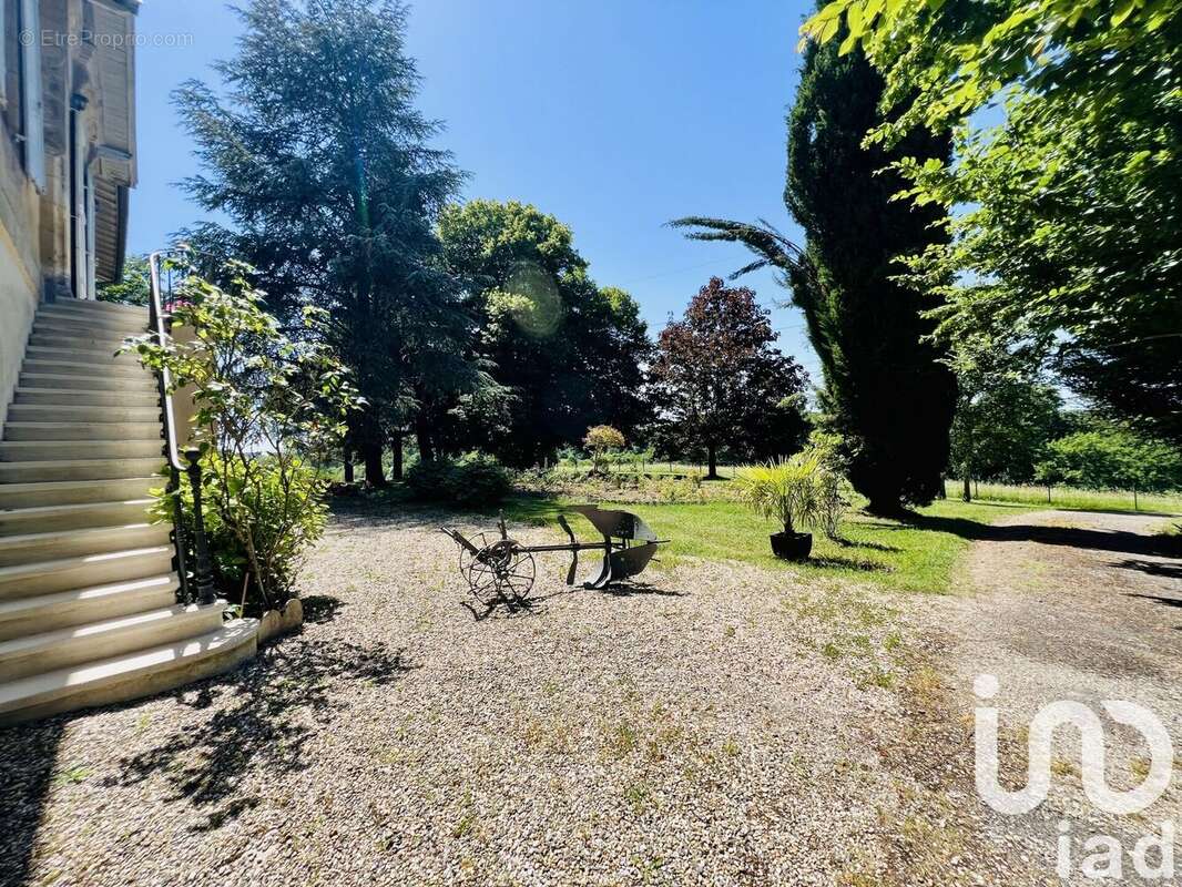 Photo 8 - Maison à BEYCHAC-ET-CAILLAU