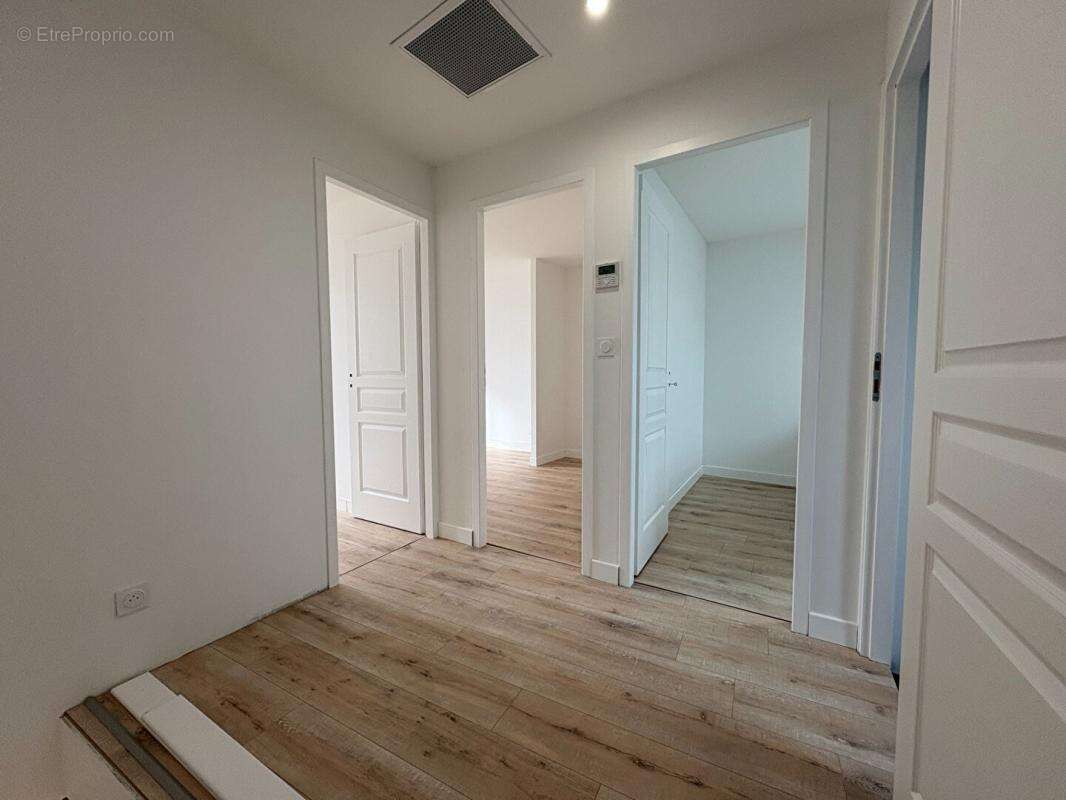 Maison  Magnac sur Touvre 90 m² 4 pièce(s)   Crit réf 426115 - photo 5