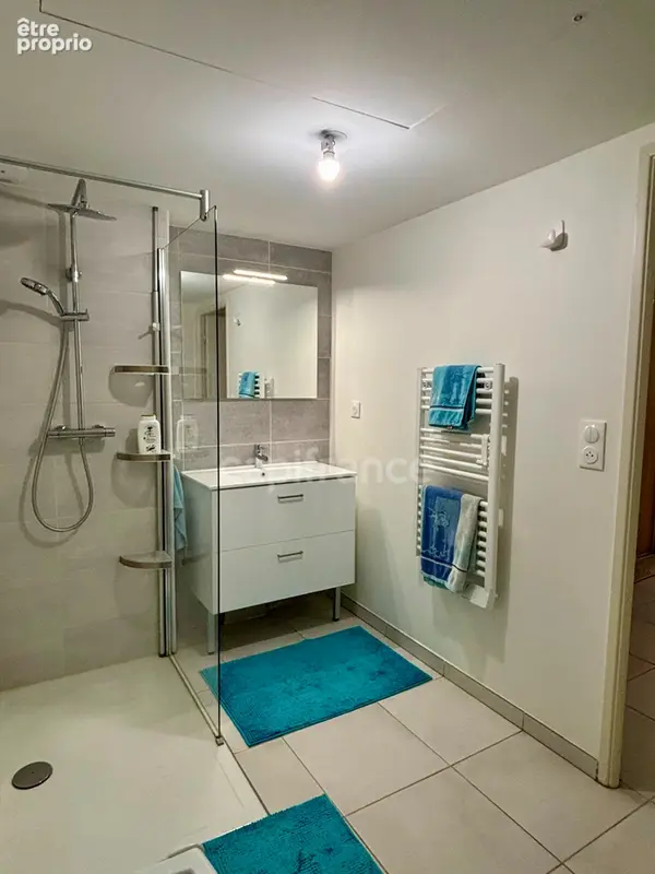 Appartement à vendre 4 pièces HYERES (83) - Plain pied - 2 parkings - 2 terrasses - photo 37