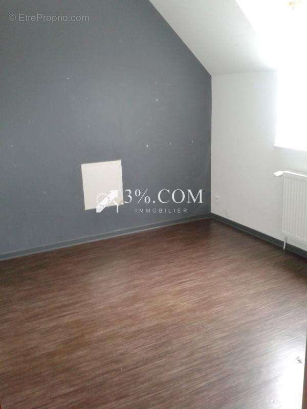 Maison à GONDECOURT