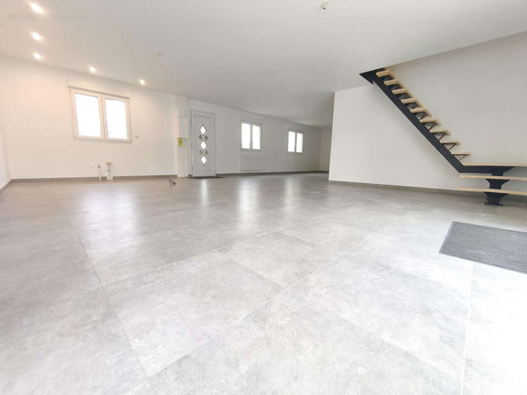 Maison à BRUAY-SUR-L&#039;ESCAUT