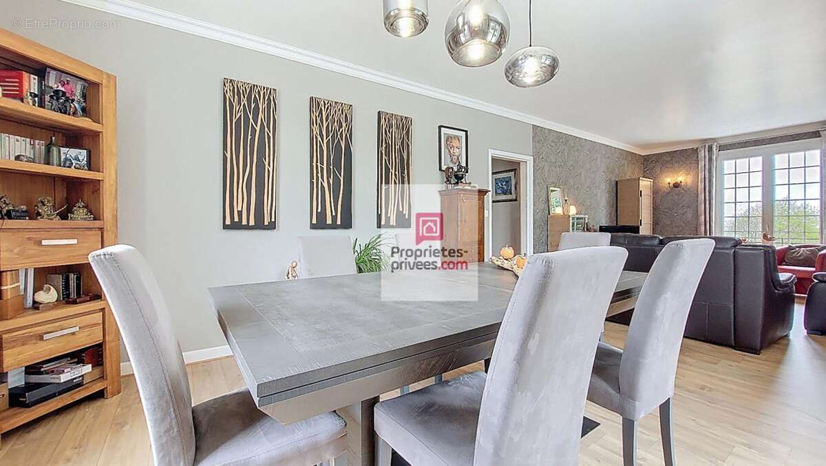 Maison à ROUFFIGNAC-SAINT-CERNIN-DE-REILHAC