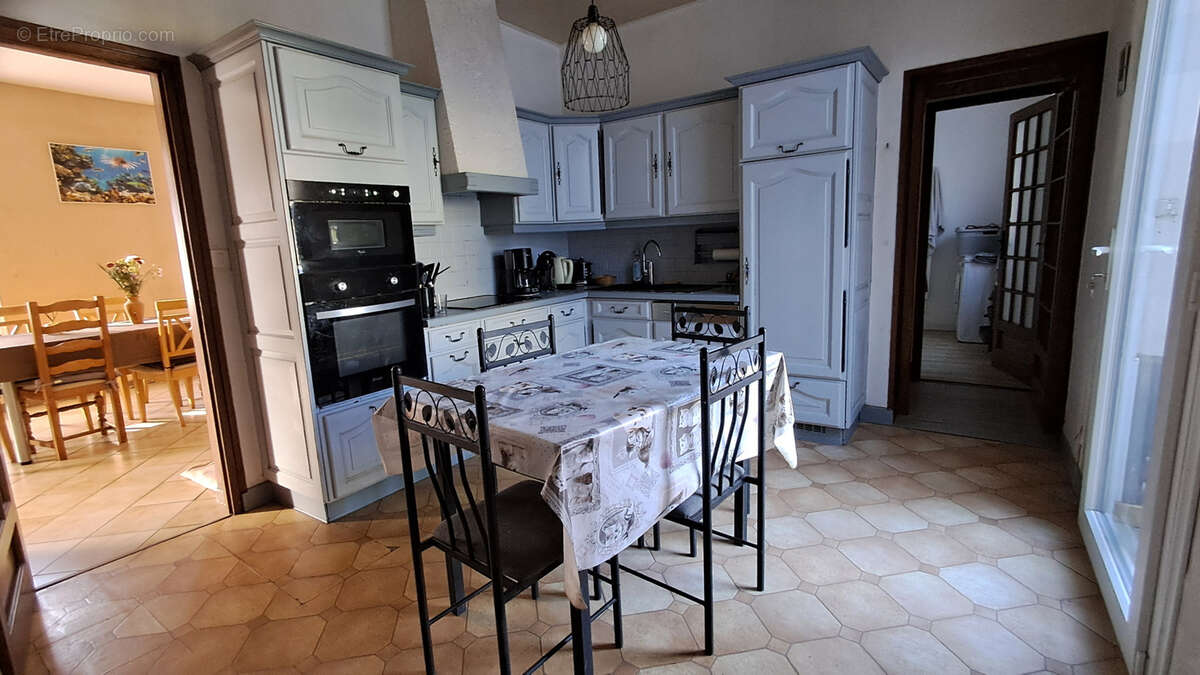 Maison à LESDINS