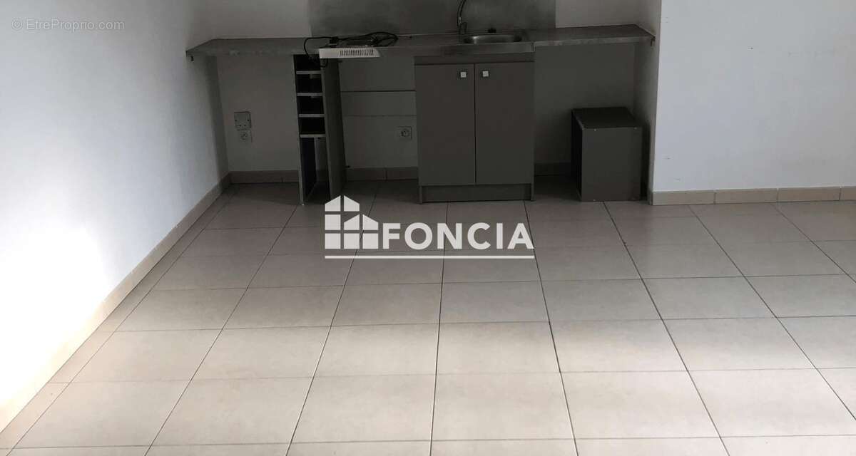 Appartement à MONTBOUCHER-SUR-JABRON