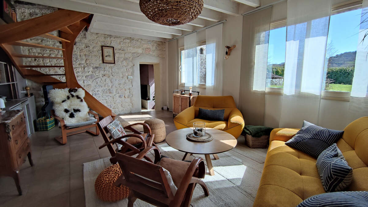 Maison à BAGAT-EN-QUERCY