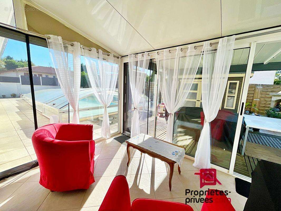 Maison à ARTIGUES-PRES-BORDEAUX