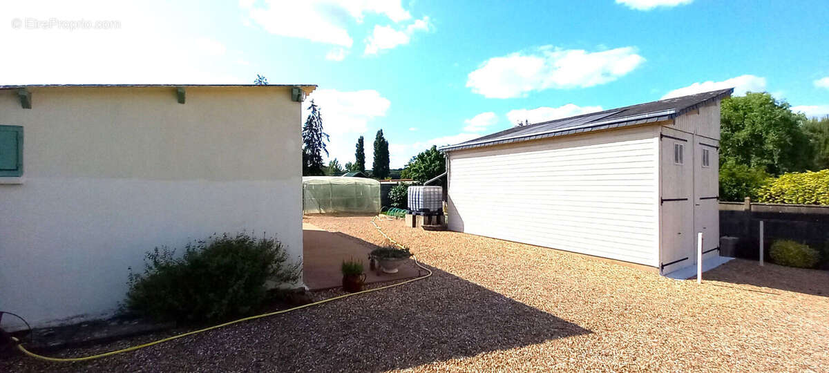 Maison à CHATEAUNEUF-SUR-SARTHE