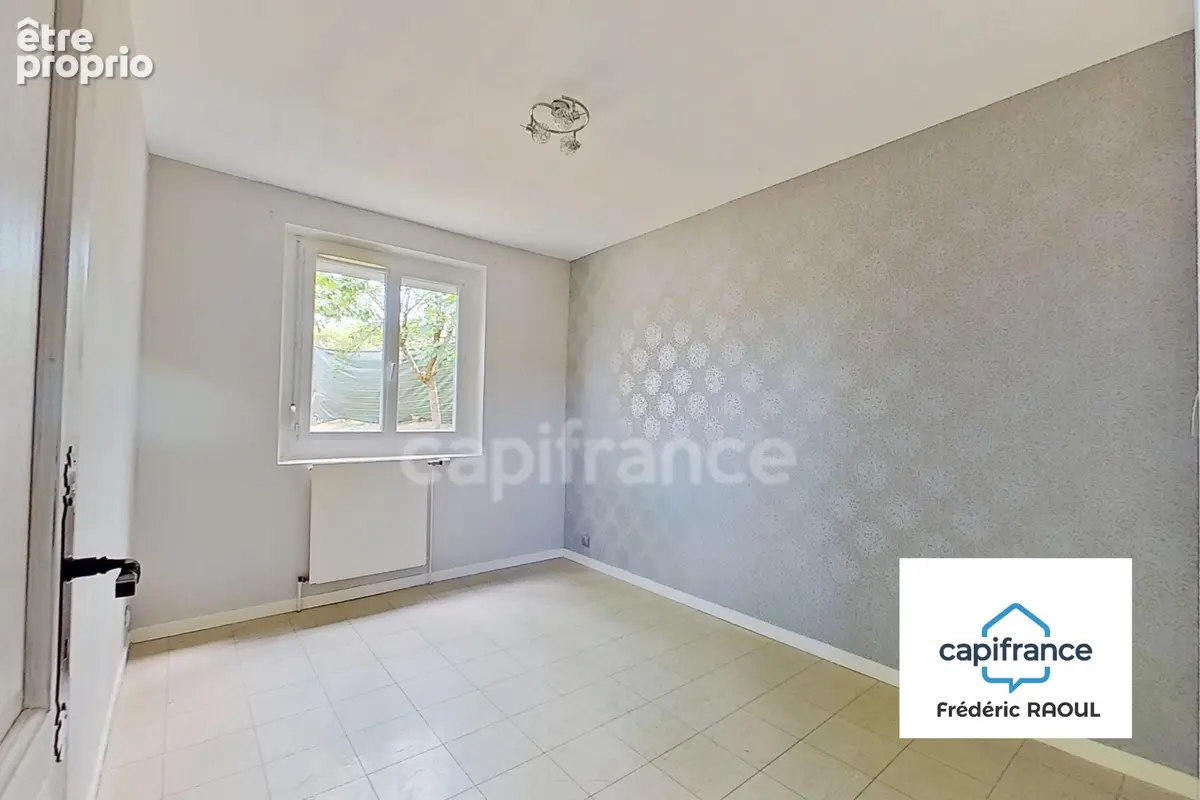 Maison de plain-pied, fonctionnelle, 5 chambres - photo 5