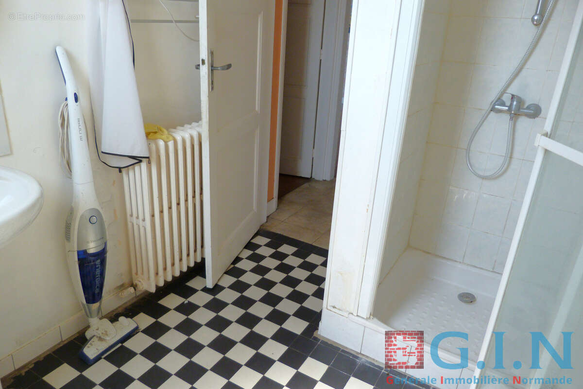 Exclusivité - duclair prox centre ville - photo 12
