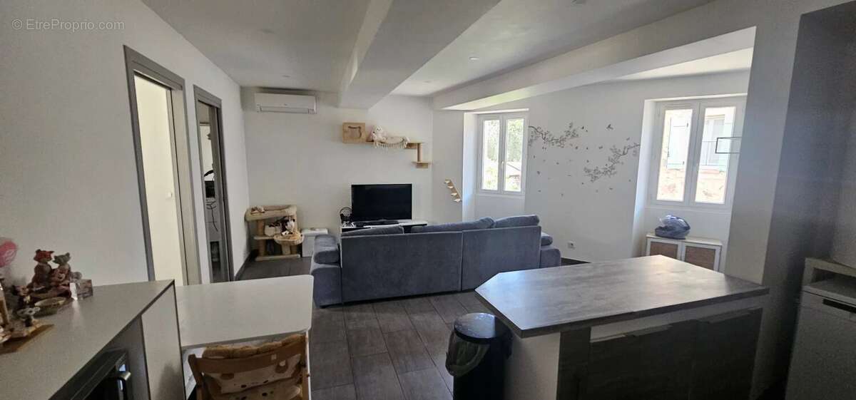 Appartement à PUGET-VILLE