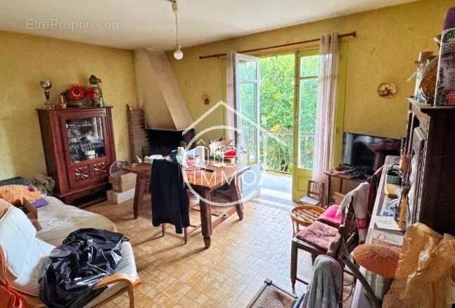 Appartement à SAINT-MAGNE-DE-CASTILLON