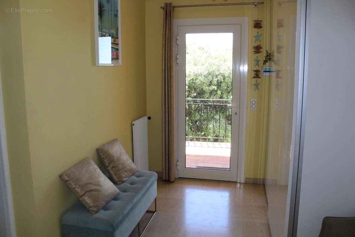 GRASSE, Belle Villa 5 P, position dominante - photo 7