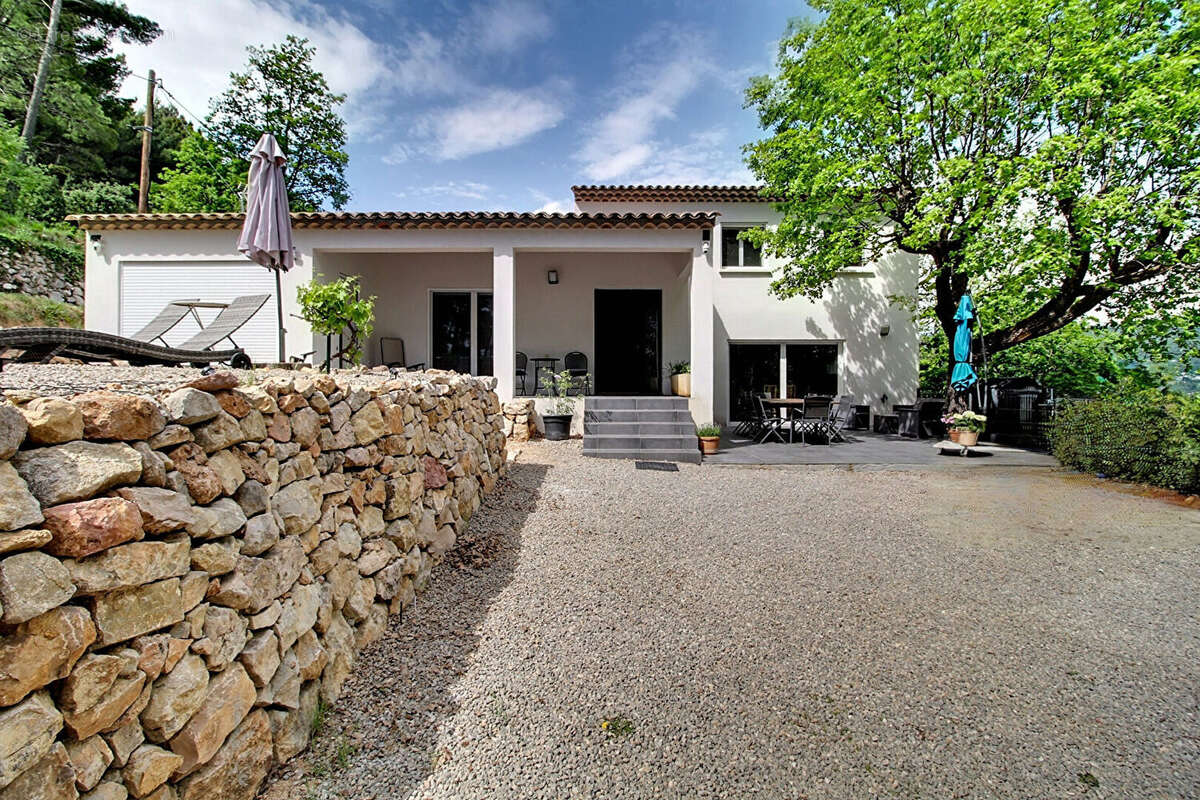 Maison à DRAGUIGNAN