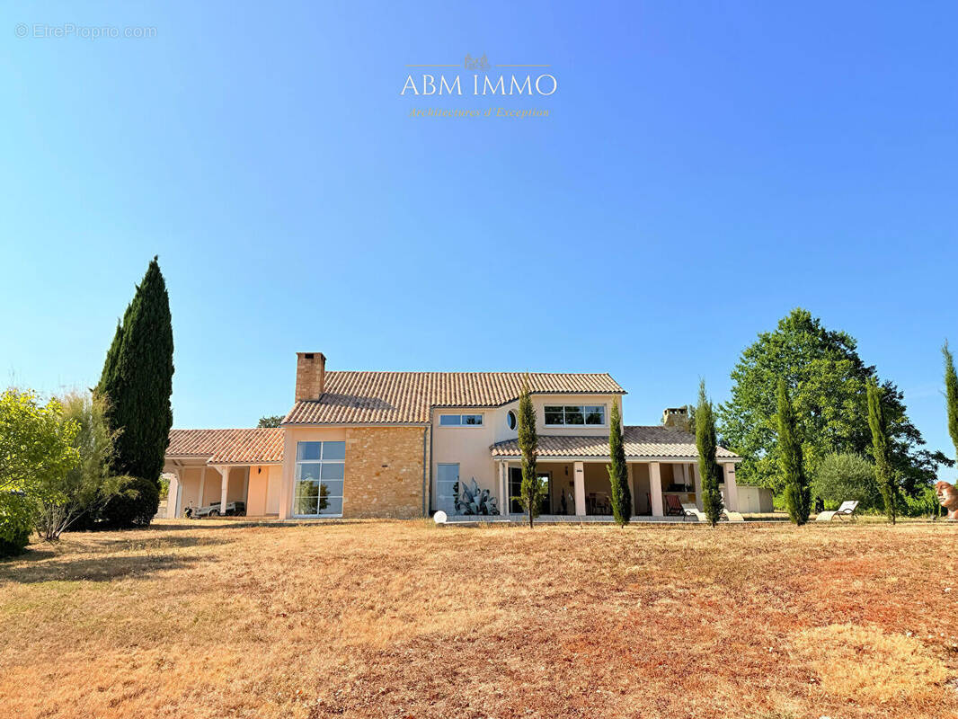 Maison à MONBAZILLAC