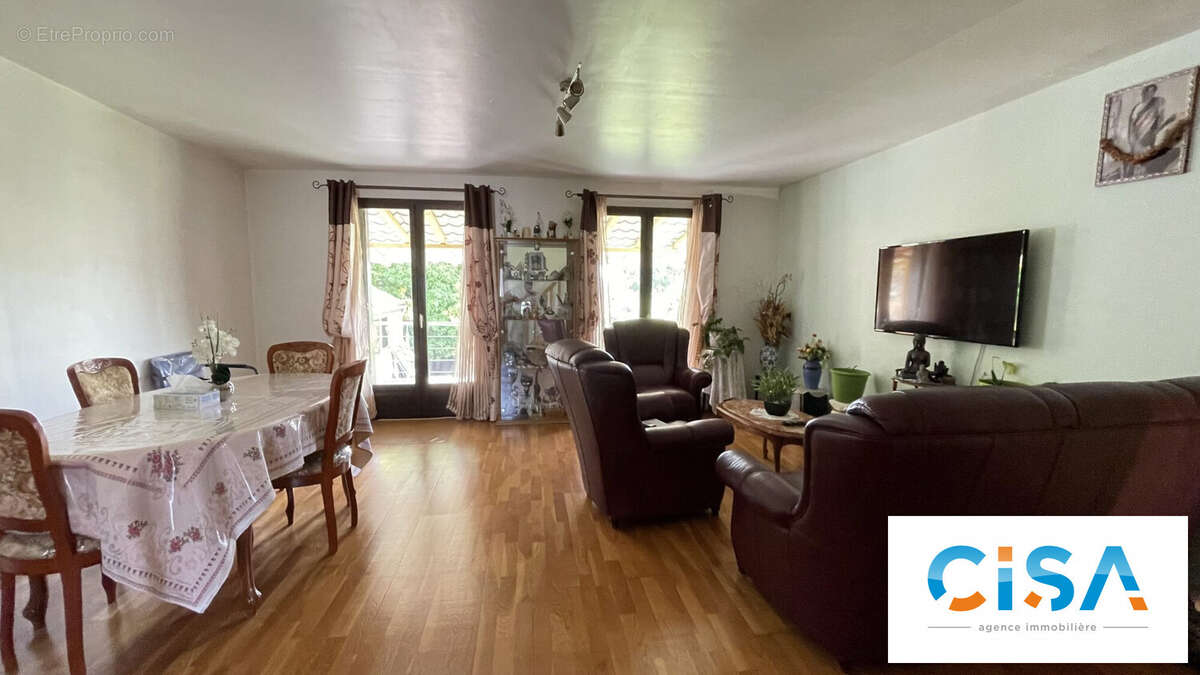 Maison à PONT-SAINTE-MAXENCE