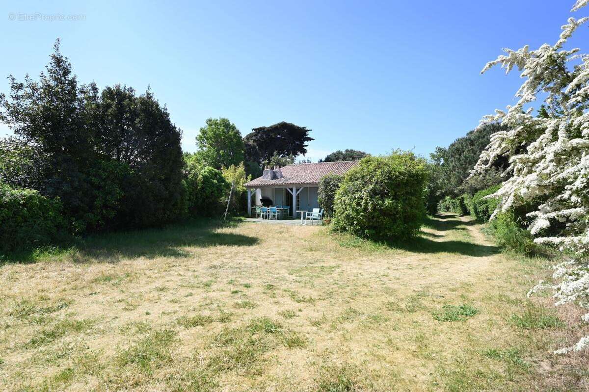 Maison à LES PORTES-EN-RE