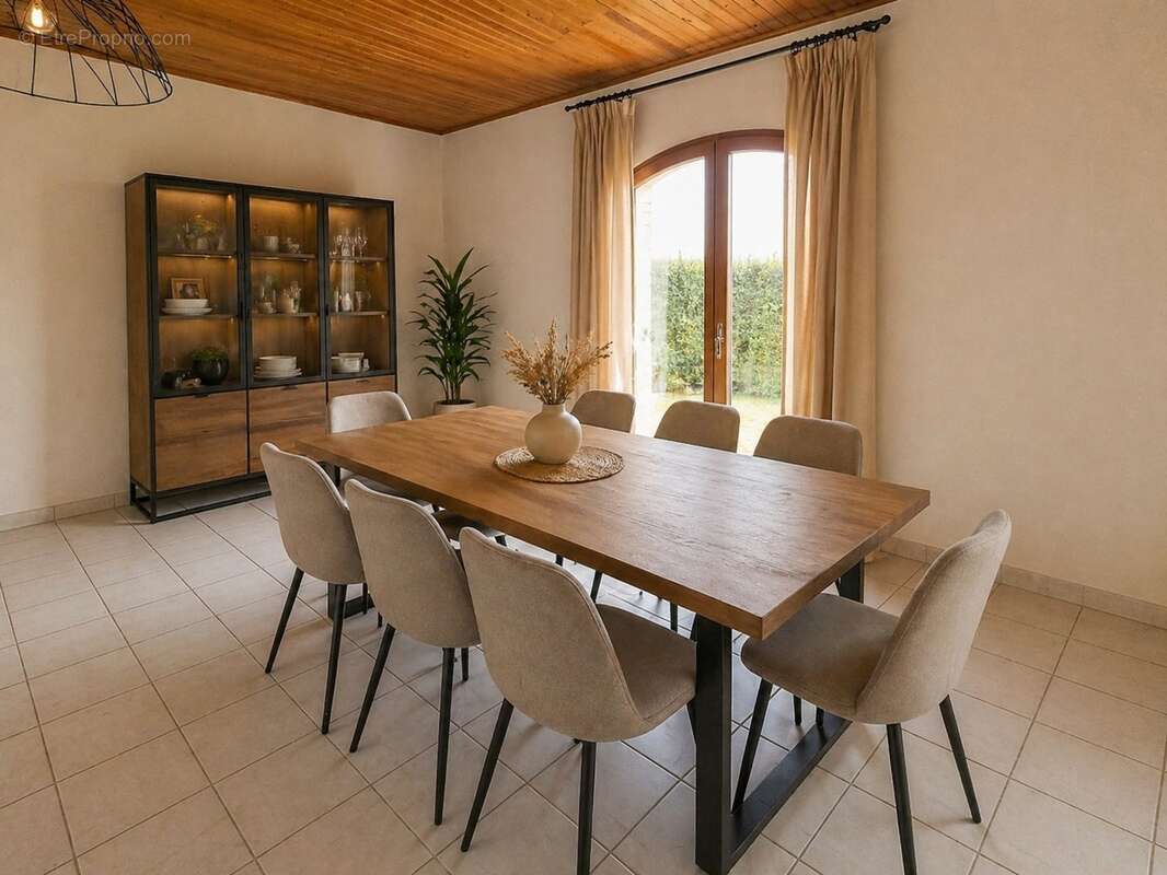 Maison familiale 190m2 - 7 pièces - avec piscine - photo 4