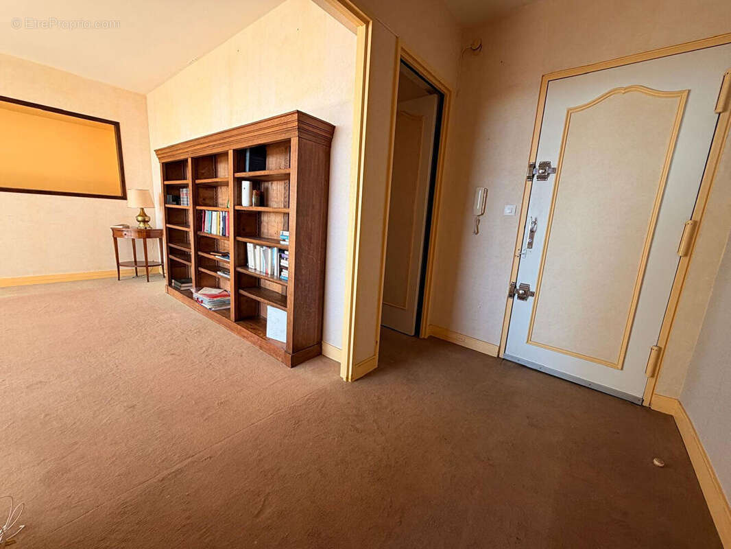 Appartement à PARIS-19E