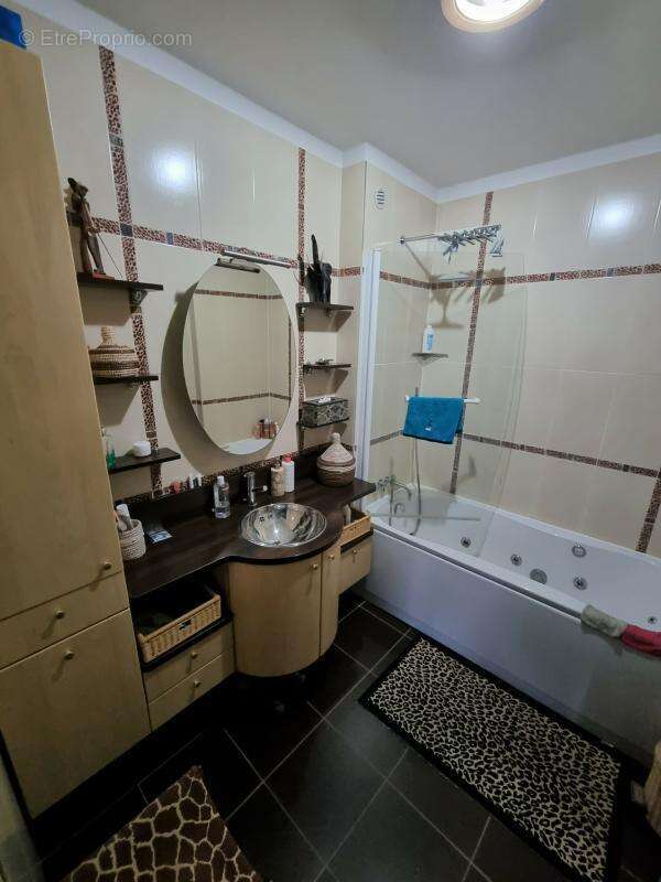 Appartement 90 m² à Tourcoing  - photo 4