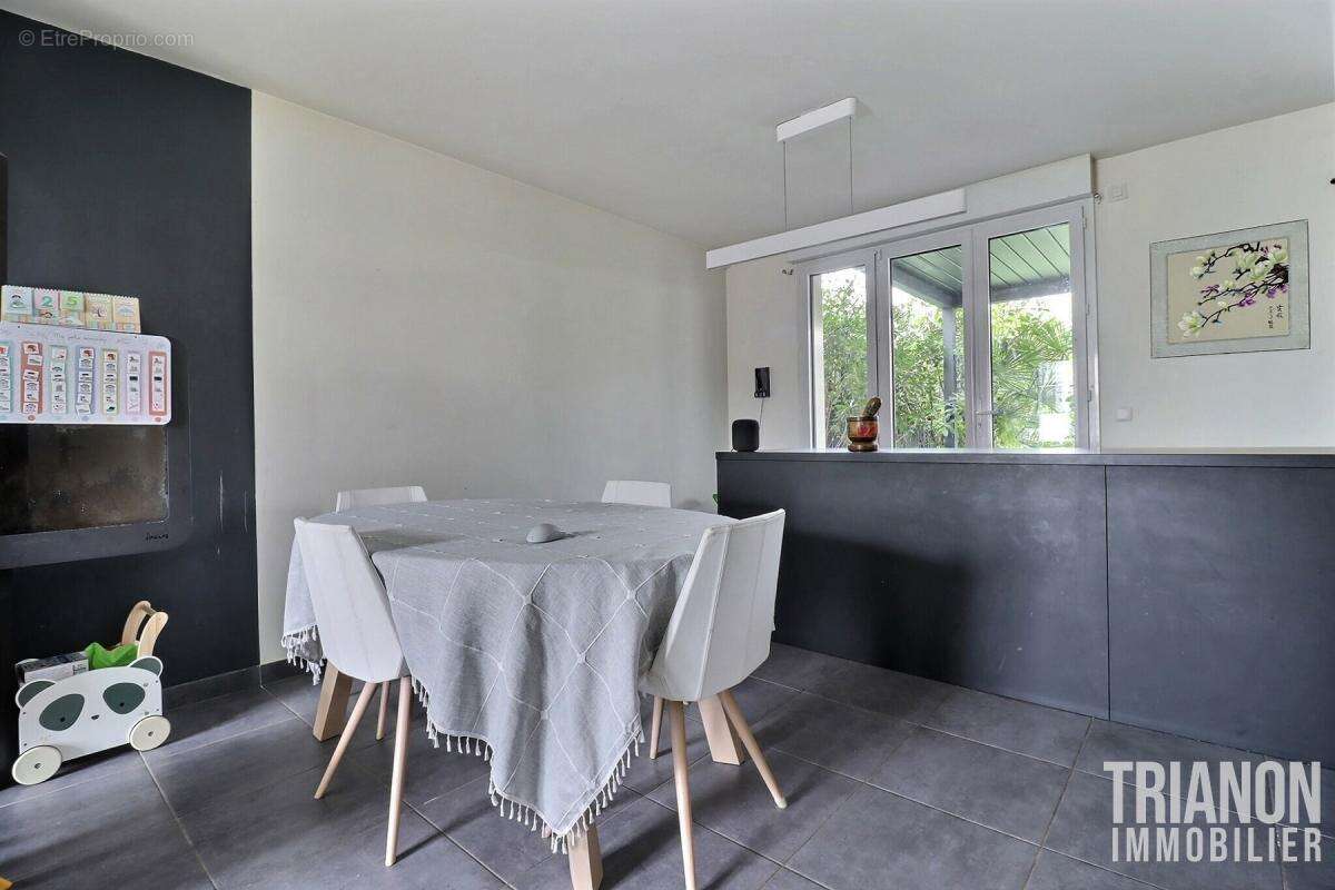 Maison à VILLEPREUX