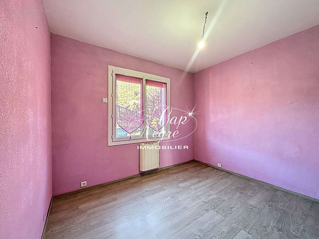 Appartement à BORMES-LES-MIMOSAS