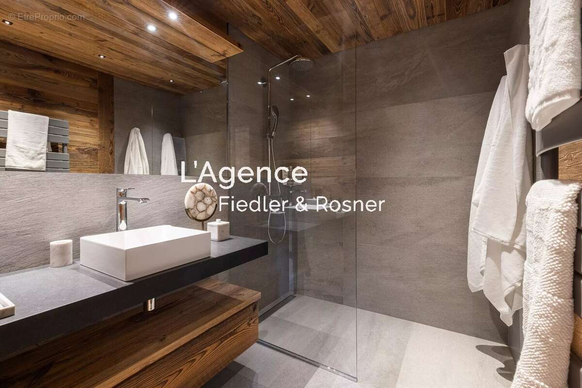 Ref 777 : megeve - chalet sur-mesure - finitions & decoration rare à megève - photo 25