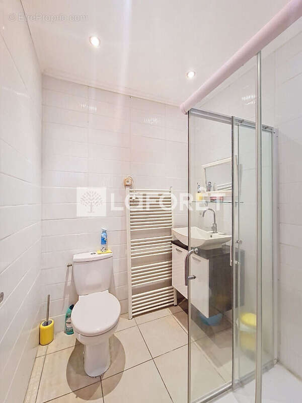 Maison à PEZILLA-LA-RIVIERE