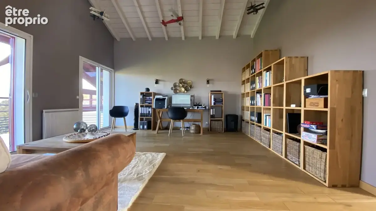 Vue imprenable sur les vallons pour cette superbe villa d'architecte de type t7 de 220 m2 +  sous sol de 110 m2 - photo 28