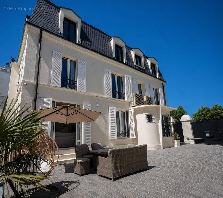 Maison à FONTENAY-SOUS-BOIS
