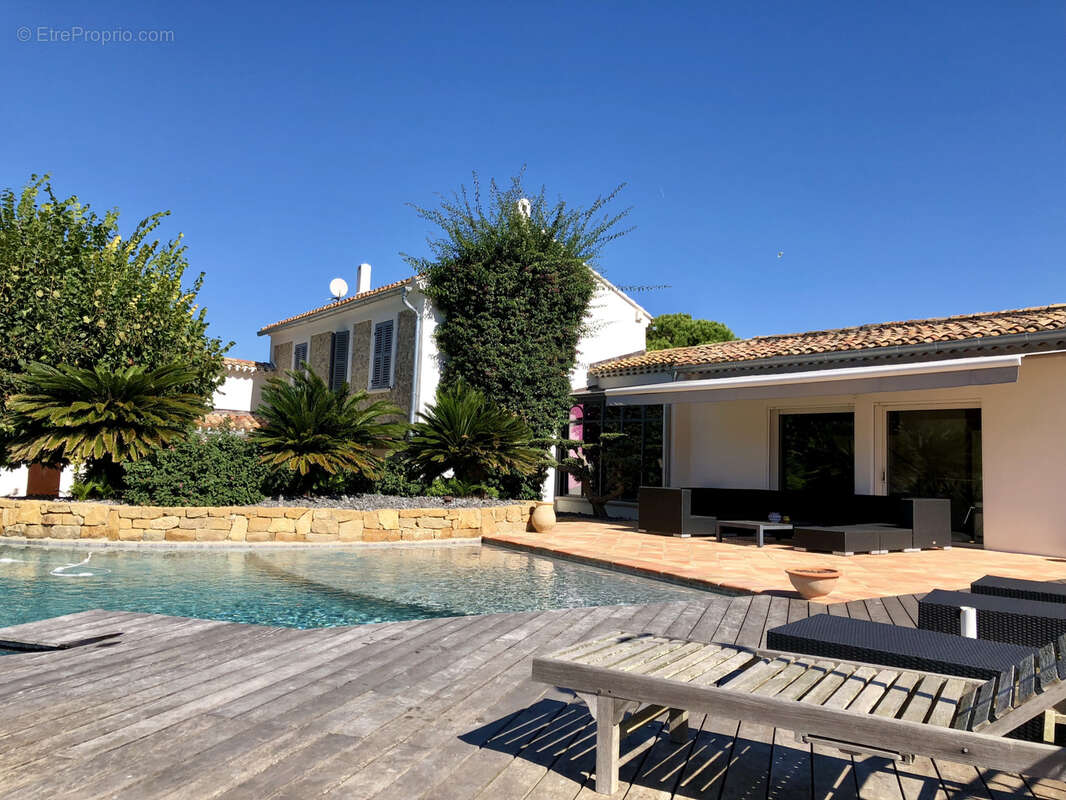 Maison à SIX-FOURS-LES-PLAGES