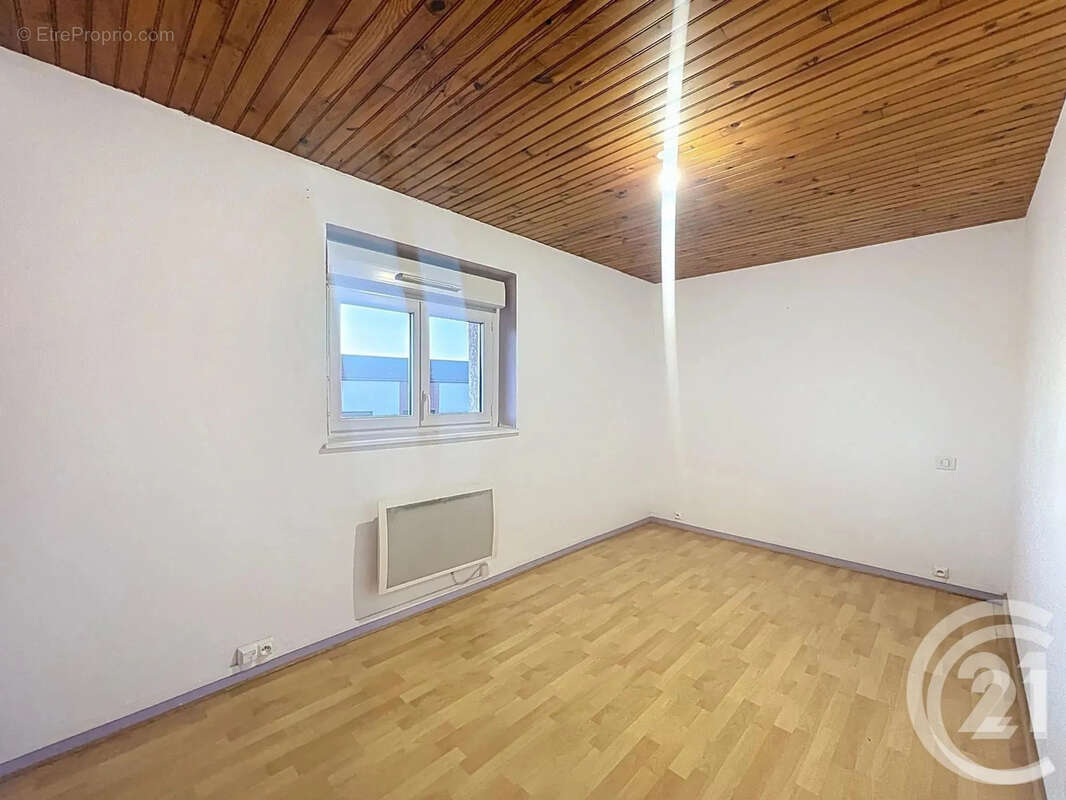 Appartement à REPLONGES