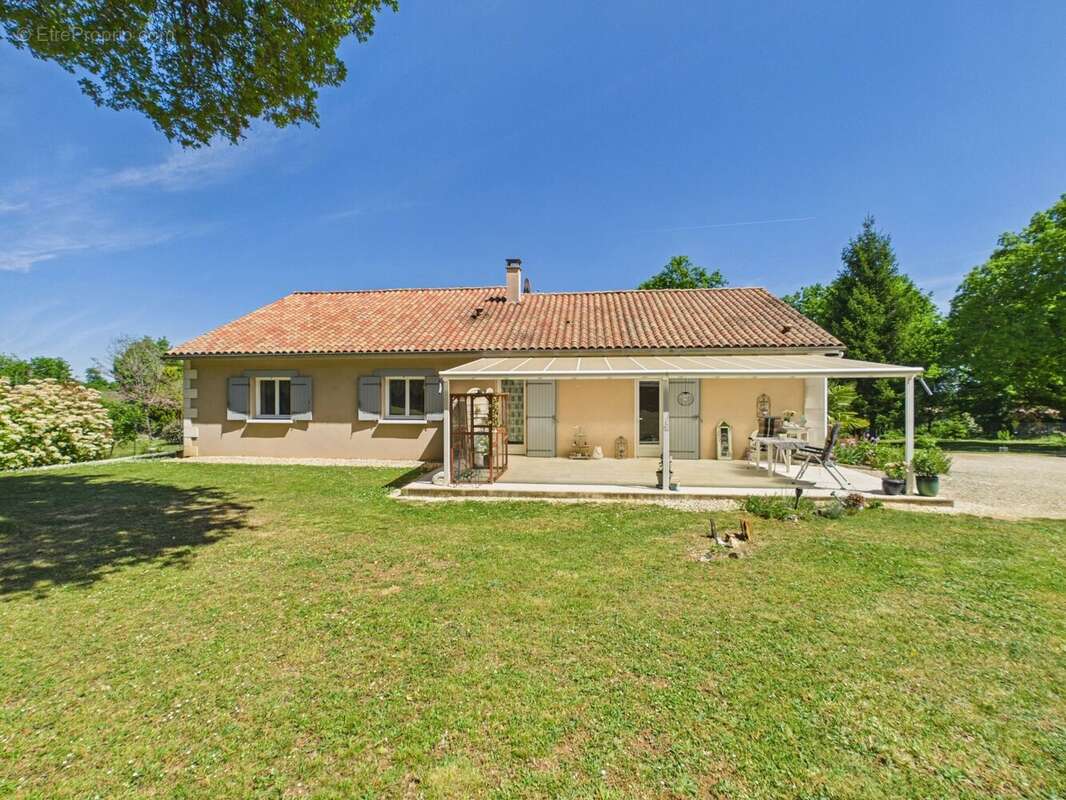 Maison à VERTEILLAC