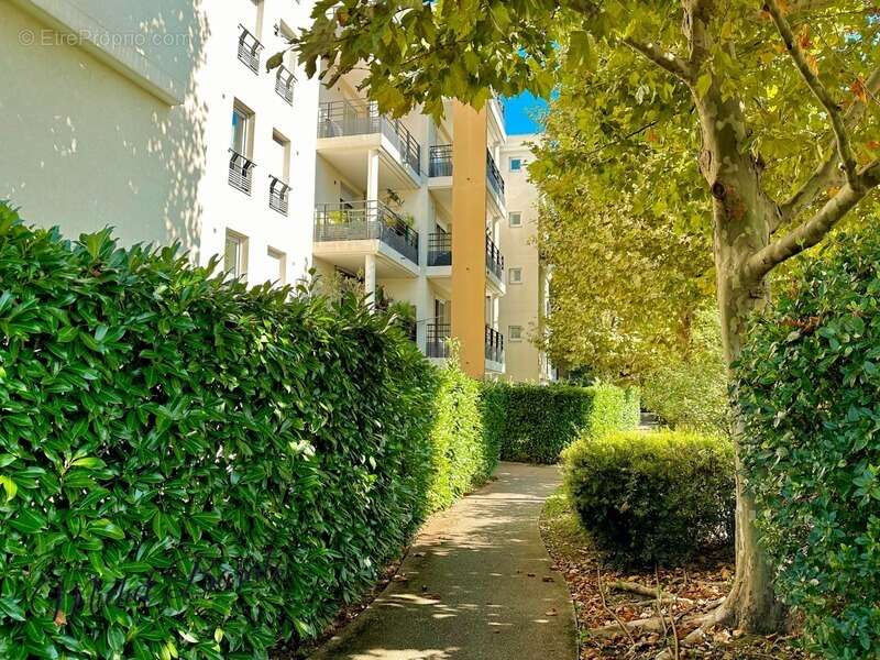 Appartement à TASSIN-LA-DEMI-LUNE