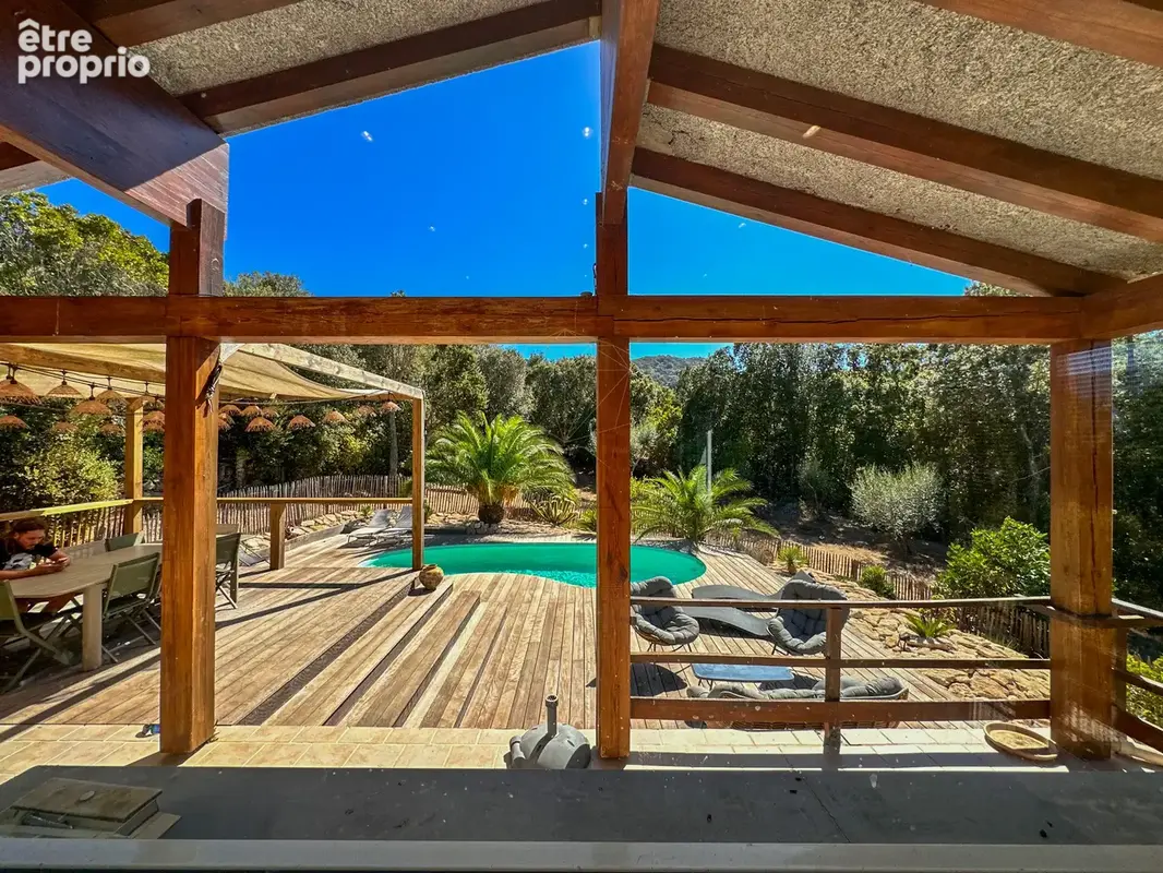 Maison avec piscine à Sotta, proche Santa Giulia - photo 2