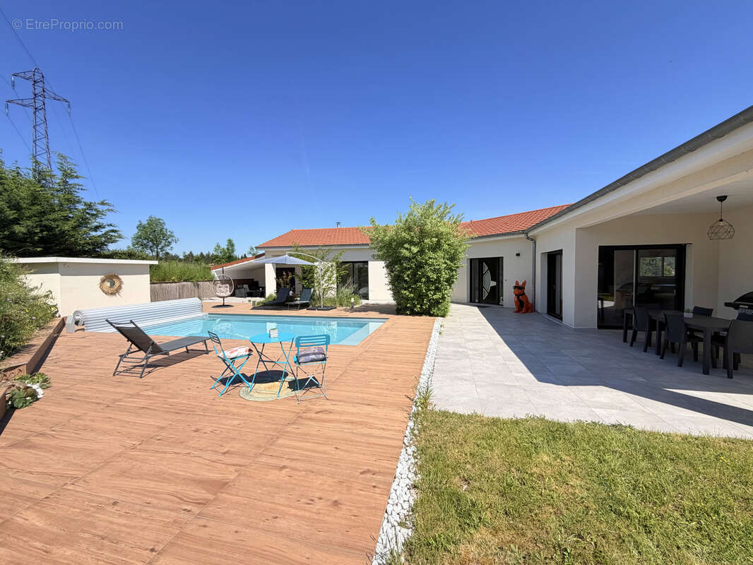 Maison à SAINTE-SIGOLENE