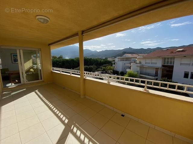 Appartement à CALVI