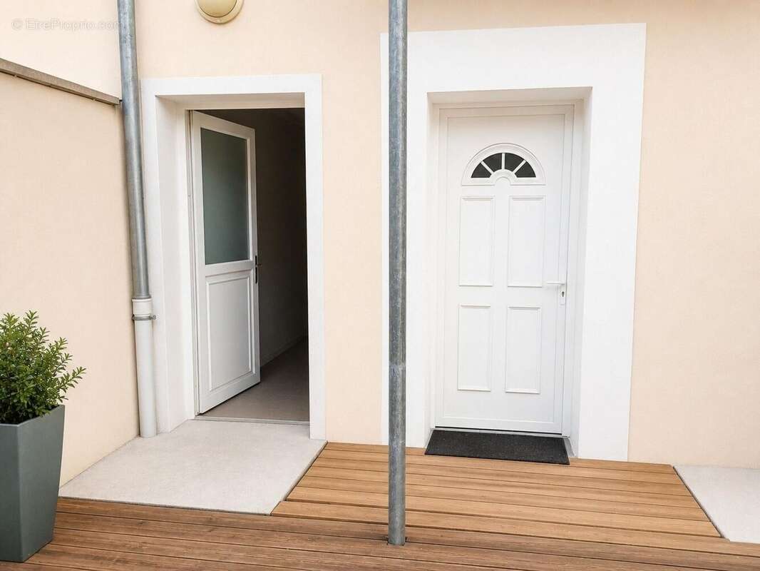 Photo 7 - Appartement à VILLEURBANNE