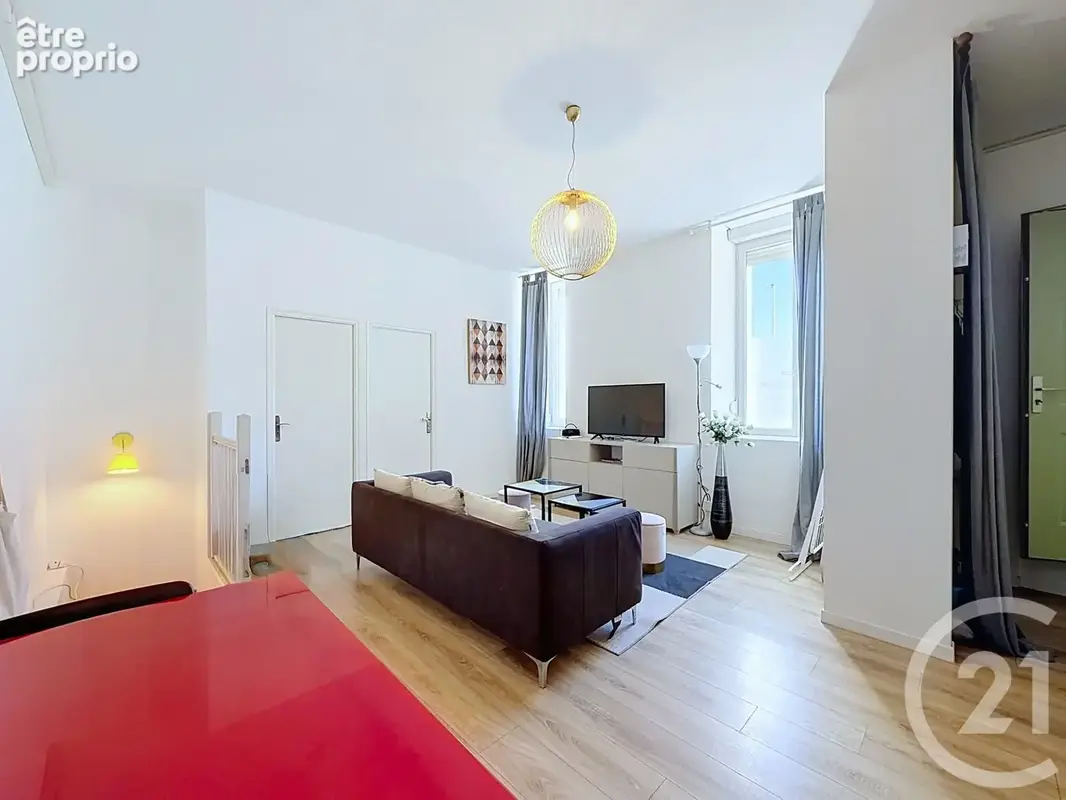 Appartement 5 pièces 90 m² à vendre à Reims (51100) - photo 1
