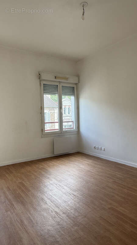 Centre ville studio a vendre - photo 3