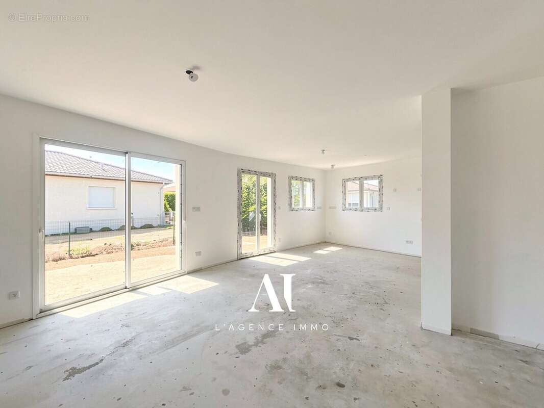 Maison 73 m² à Pont-D'ain  - photo 6