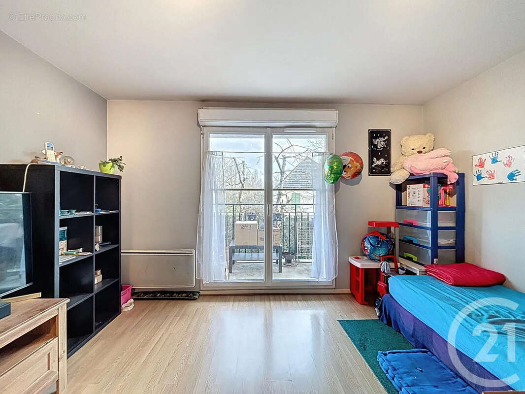 Appartement à MOISSY-CRAMAYEL