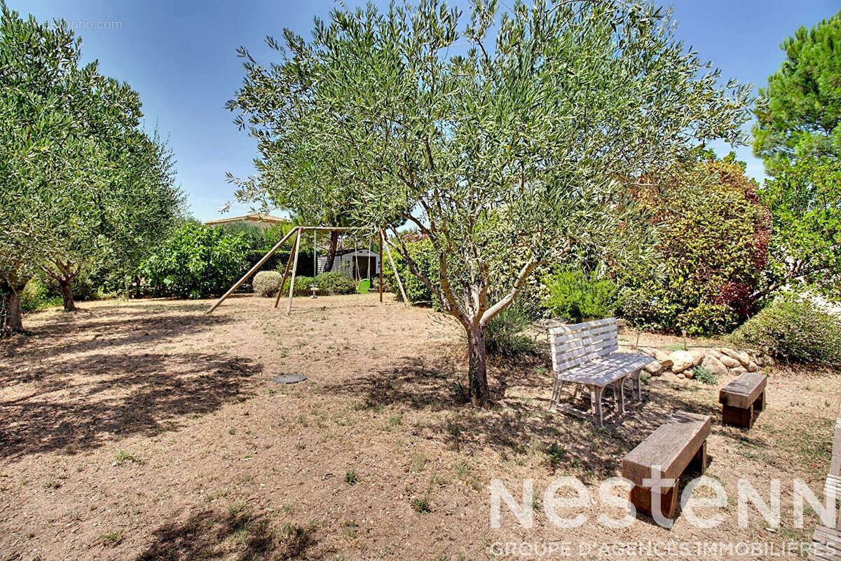 A VENDRE FLAYOSC Maison 3 chambres PISCINE GARAGE sur terrain de 1200 m² clos - photo 17
