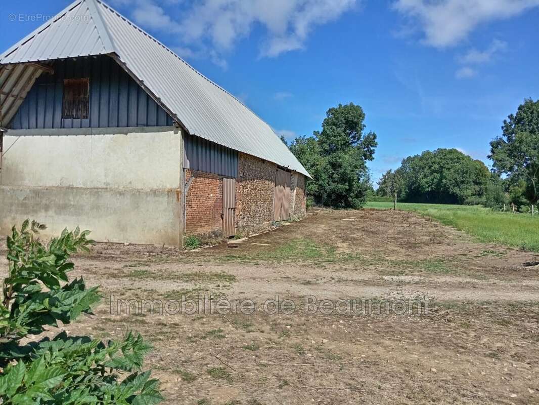 Maison à MONTREUIL-L&#039;ARGILLE