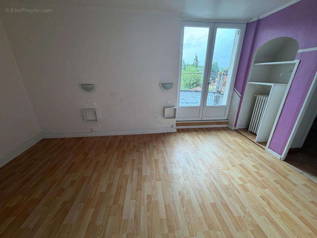 Appartement à IMPHY